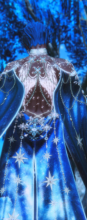 Upscale; Rue M (Yas)